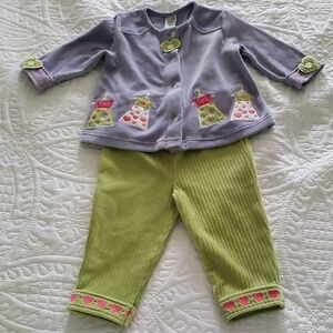 Class Club 2 Piece Set.
